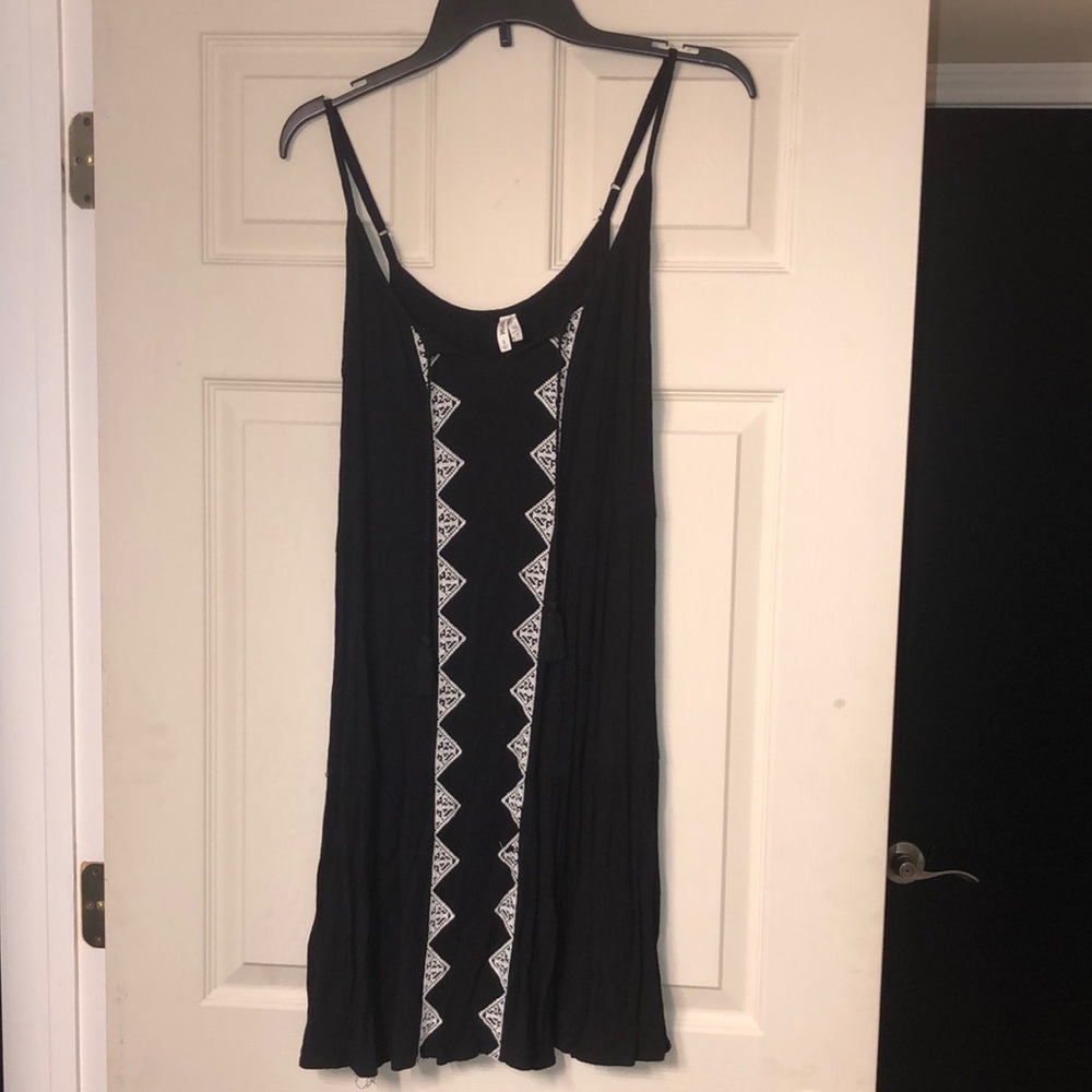 🦋 5 for $20
Great condition. Muds dress size small